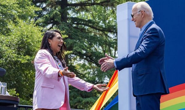 stanbuldaki ampiyonlar Ligi finalinde LGBTnin konu sahne alacak